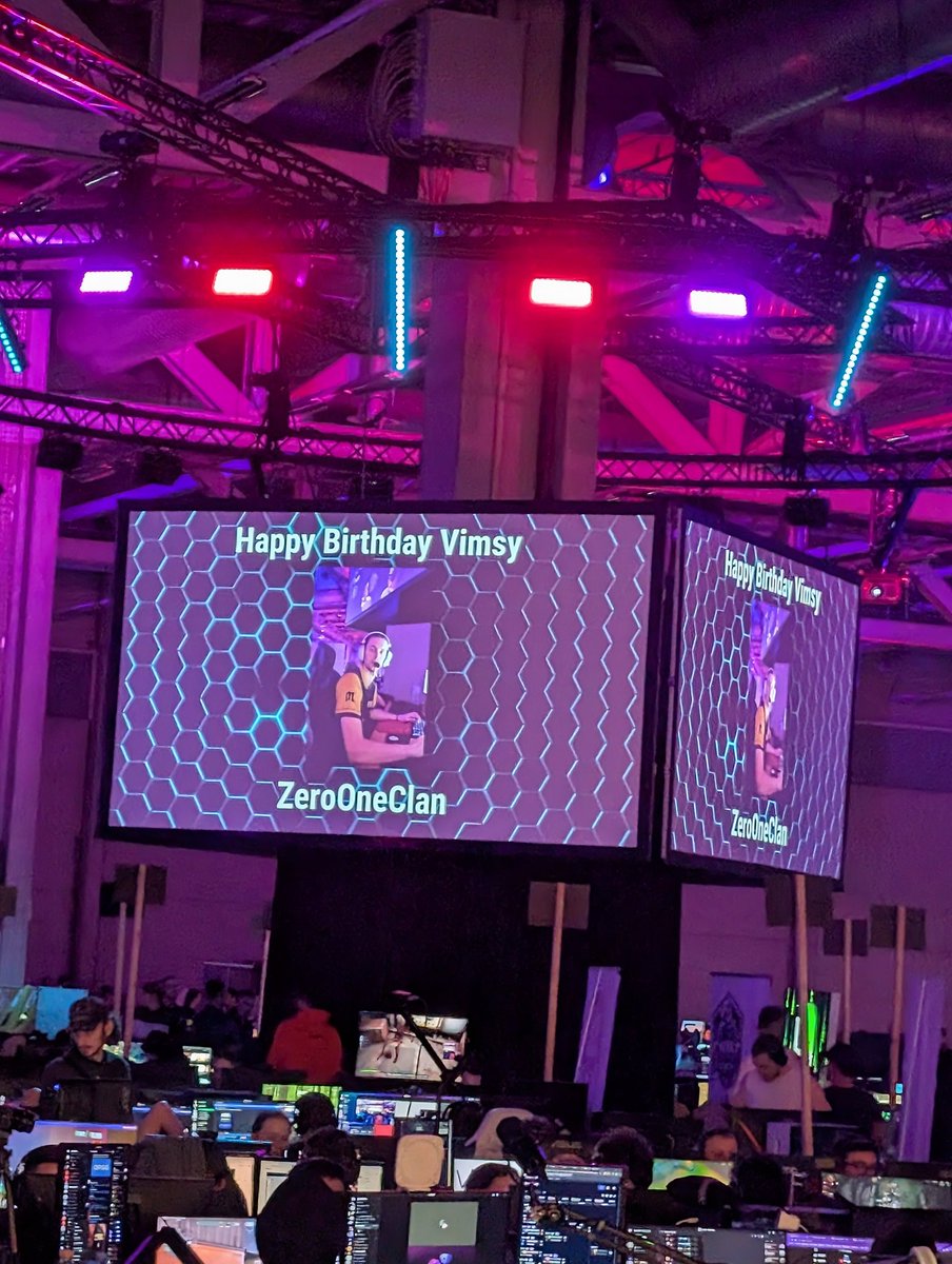 basileaballers's tweet image. Dem schliessen wir uns an: Happy Birthday @vimsycs! 💛 #SwitzerLAN