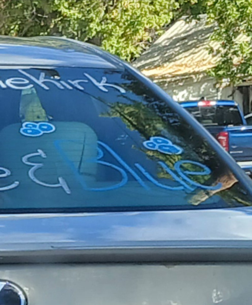 Spent the day in Pine, AZ.  Love seeing the support for Charlie and his family! 🇺🇸🫐
<a href="/MrsErikaKirk/">Erika Kirk</a> 
<a href="/charliekirk11/">Charlie Kirk</a> 
<a href="/TPUSA/">Turning Point USA</a>
<a href="/tylerbowyer/">Tyler Bowyer</a> 
<a href="/AndrewKolvet/">Andrew Kolvet</a> 
<a href="/JackPosobiec/">Jack Posobiec</a>