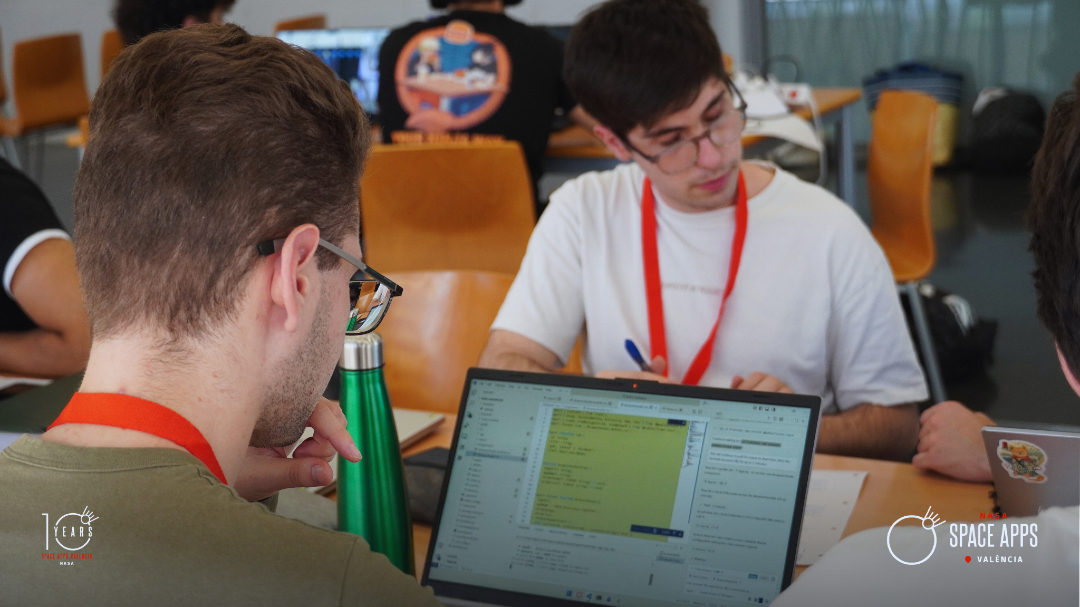 Seguimos en #SpaceAppsValencia con las naves en marcha y nuestros equipos llevan sus proyectos al siguiente nivel 🚀

#NASA #SpaceAppsValencia #Hackathon