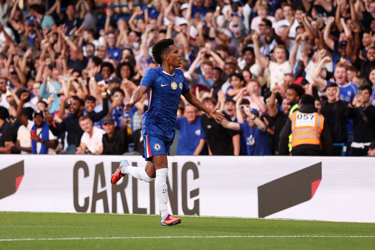 <a href="/idextratime/">Extra Time Indonesia</a> KIPER UDAH, BEK UDAH, DEPAN UDAH. GILIRAN PELATIH GWEEE KENA RED CARD BOSSSS. BTW ESTEVAOOOOO FOR GOLDEN BOY 2026