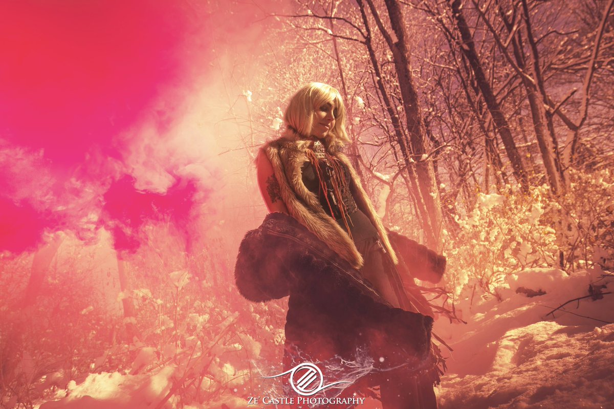 —• Pull the Wires from the Wall •—

Step beyond the screen, where no algorithm curates your joy, and the sun doesn’t ask for likes.  Out there, the only thing tracking you is your own shadow.

[ Not A.i. ]

Model: <a href="/MoonlightCiara/">moonlightmedia.eth</a>