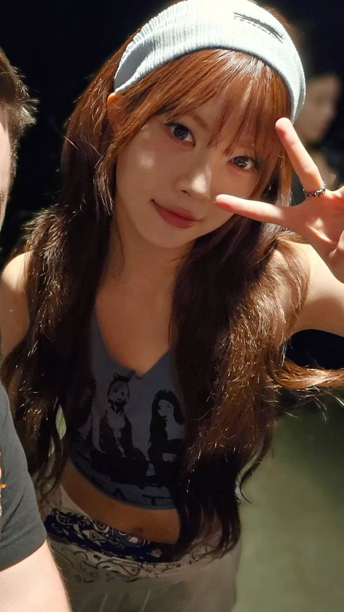 eunchae pics tweet media