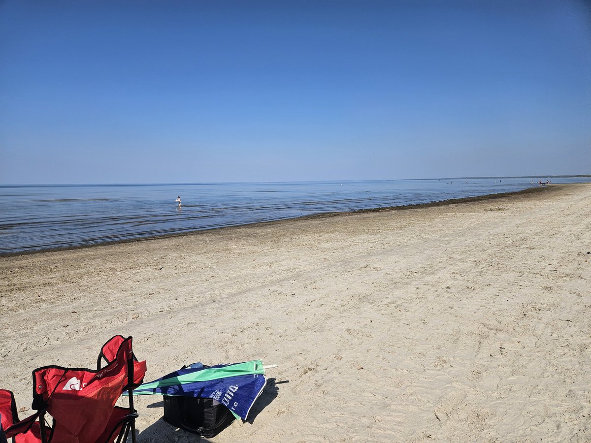 KNugent4118's tweet image. When it is Oct 4th and we are able to go to the beach. 
Who needs Florida?

#SummerVibes
#WasagaBeach