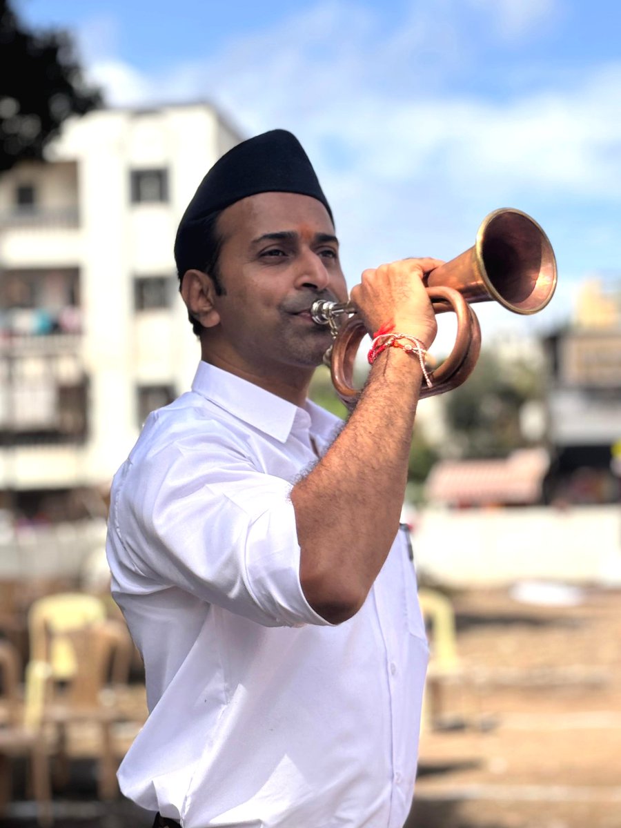 _AnupKulkarni's tweet photo. #RSS100 #RSS100Years #India राष्ट्रीय स्वयंसेवक संघ 100 वर्ष पूर्ती, संघ कार्य युगे युगे, देशाचे कार्यवाह @narendramodi जी नी आणि आम्ही सर्व स्वयमसेवकांनी अखंड भारताचे आणि परम वैभवाचे काम हाती घेतले आहे, पूर्ण करणाराच, पुढील पिढी सुद्धा सज्ज आहे. https://t.co/wLfYf0btkj