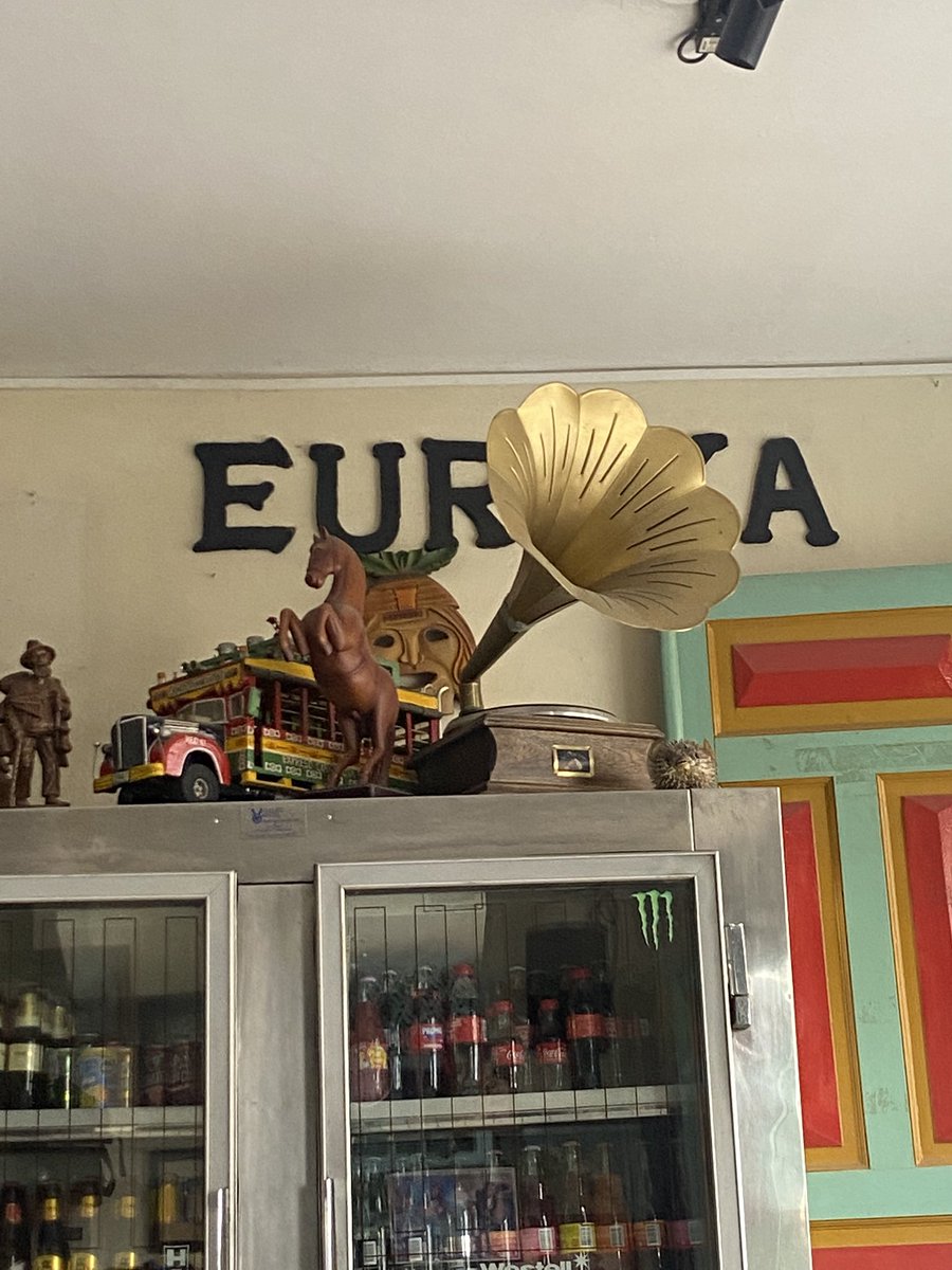 nata0405's tweet photo. Llegar a Eureka y que esté sonando lo mejor de Tchaicovsky 🥰 https://t.co/p1fDs72hm6