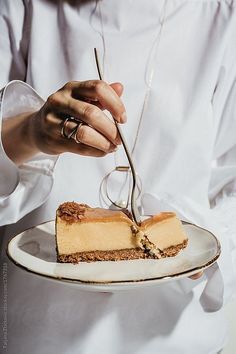 RocketSurgery__'s tweet photo. The end of the week calls for a treat! what's your favorite cake?!. https://t.co/w3yAuinhMJ