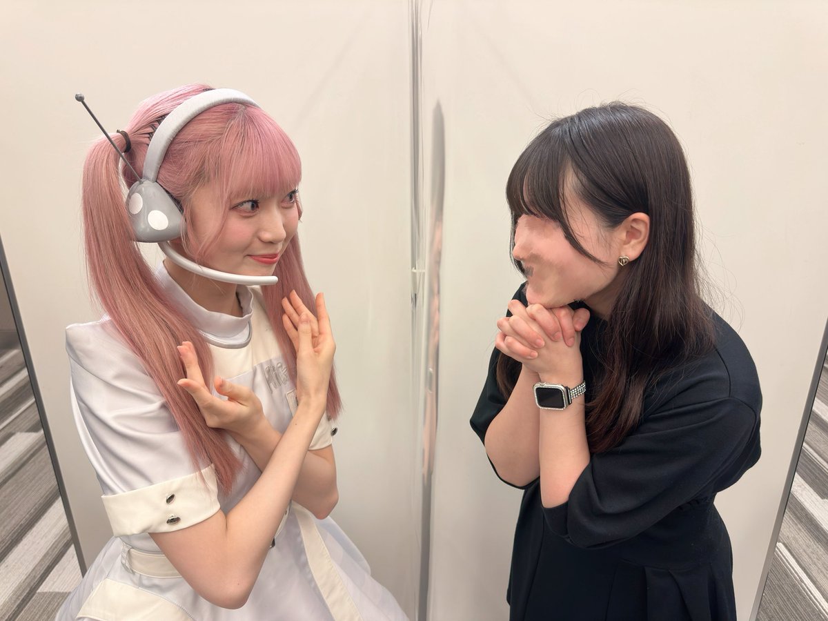 リナ tweet media