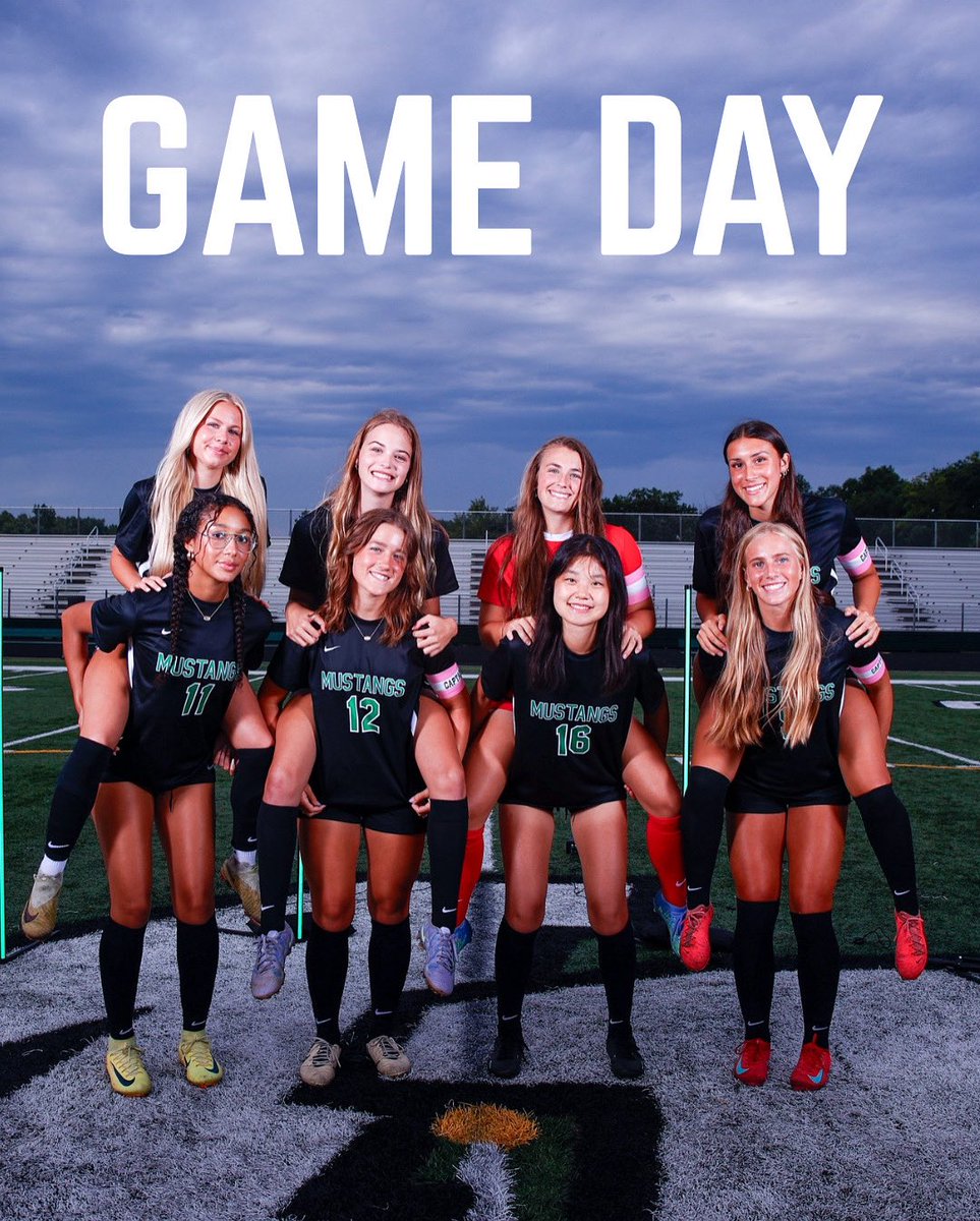 Mounds View Girls Soccer tweet media