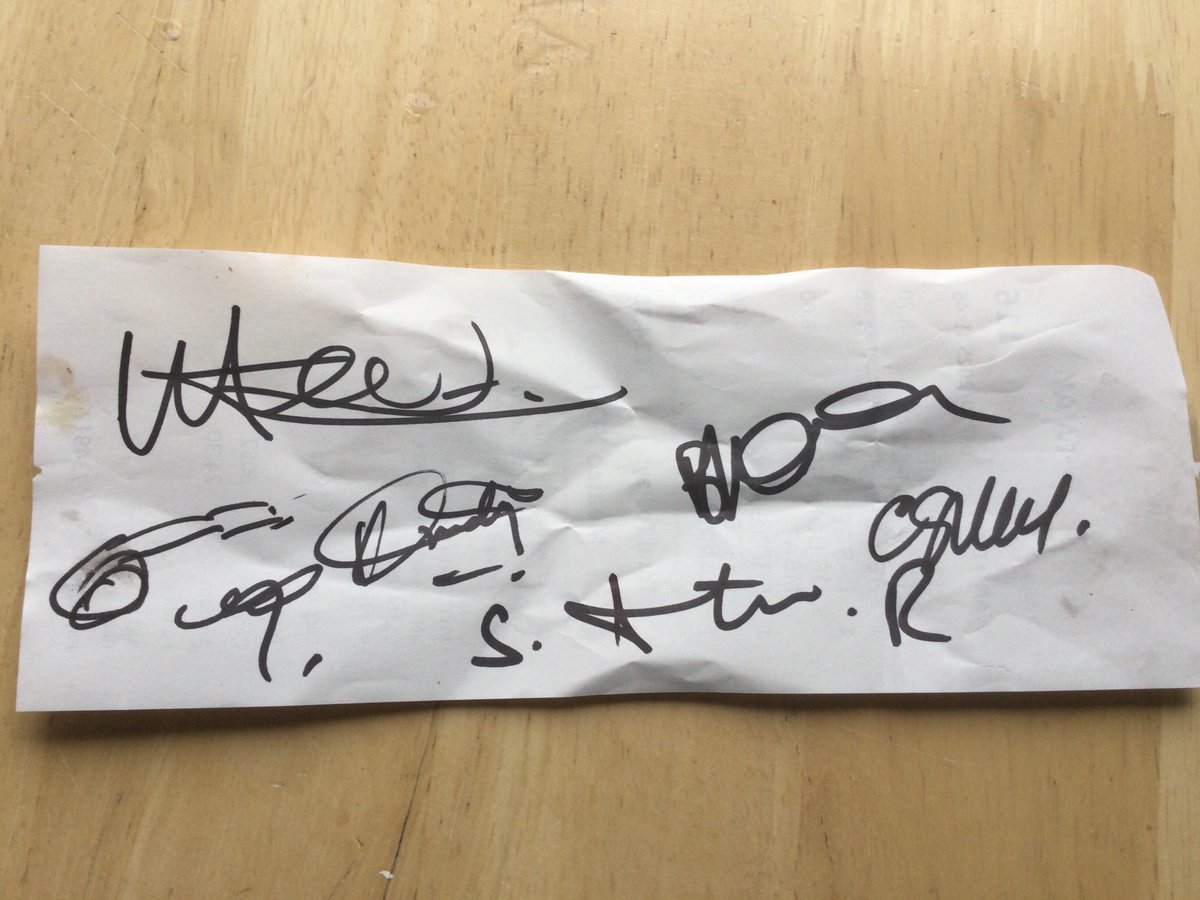 Wul147's tweet image. Was a bit pissed last night, got the staff in Javits to sign the receipt for my #ChippyTea