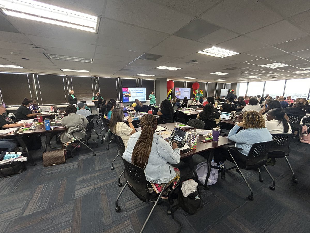 Antoninoe9L's tweet image. DallasISD Student Activities welcomes 65 Elementary Debate coaches this morning for our ES Debate Workshop in preparation for the 2025-26 Debate season!  Go Debate!!!
#EnjoyTheExperience #dallasisdstudentactivities