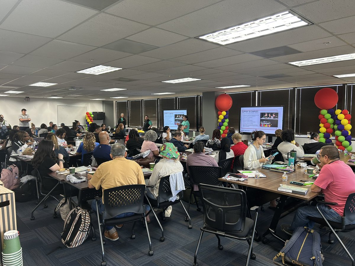 Antoninoe9L's tweet image. DallasISD Student Activities welcomes 65 Elementary Debate coaches this morning for our ES Debate Workshop in preparation for the 2025-26 Debate season!  Go Debate!!!
#EnjoyTheExperience #dallasisdstudentactivities