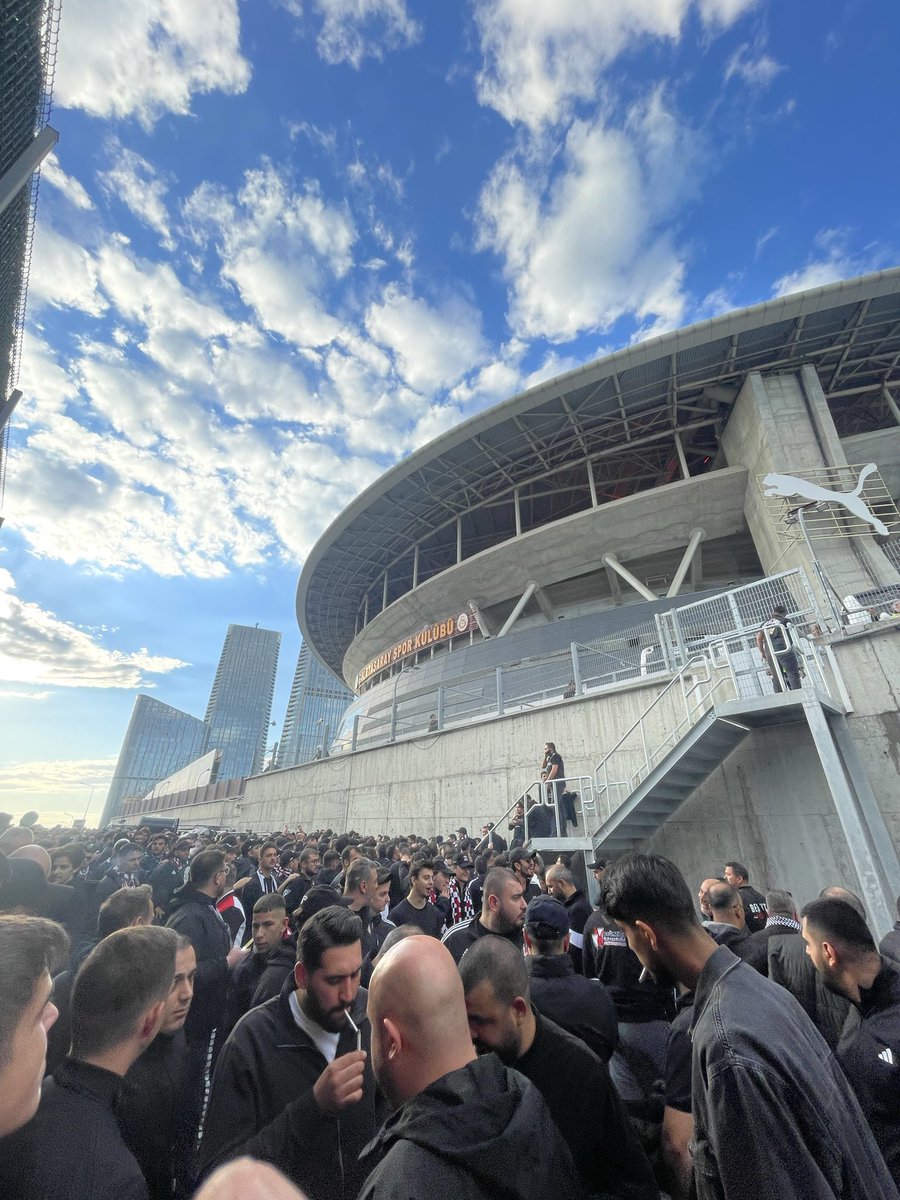 Bu başı öne eğdirme ya rab.