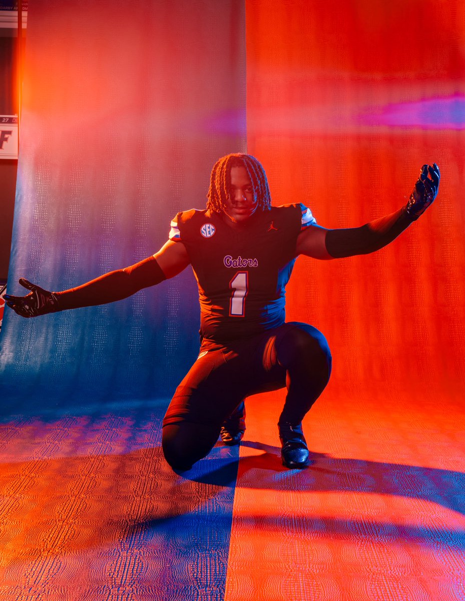 KJ4ord's tweet image. Back In the swamp today #GoGators