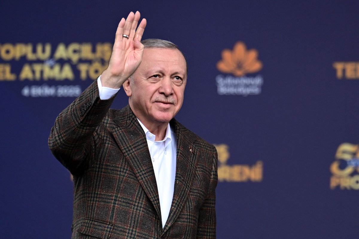 abdullahozdemir's tweet photo. Genel Başkanımız, Cumhurbaşkanımız Sayın @RTErdogan’ın teşrifleriyle Sultanbeyli Belediyemizin “1,5 Yılda 50 Proje’nin Toplu Açılış ve Temel Atma Töreni”ne katıldık.

Cumhurbaşkanımızın liderliğinde, milletimize hizmet yolculuğumuzu azim ve kararlılıkla sürdürüyoruz.

Sultanbeyli’mize ve kıymetli hemşehrilerimize hayırlı olsun.
Bu eser ve hizmetlerin hayata geçmesinde emeği geçen Belediye Başkanımız @alitombastr ve ekibine teşekkür ediyorum.