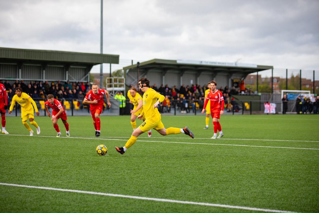 Harborough Town FC 🐝 tweet media