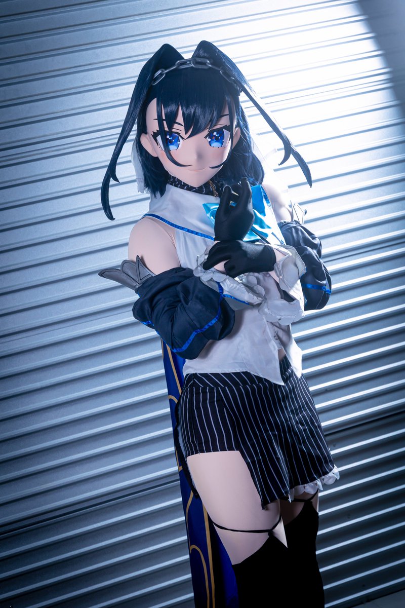 お呼びですか？

📸 ▸ <a href="/nyamo_kig2/">にゃも</a>
#kigurumi #着ぐるみ #kronillust