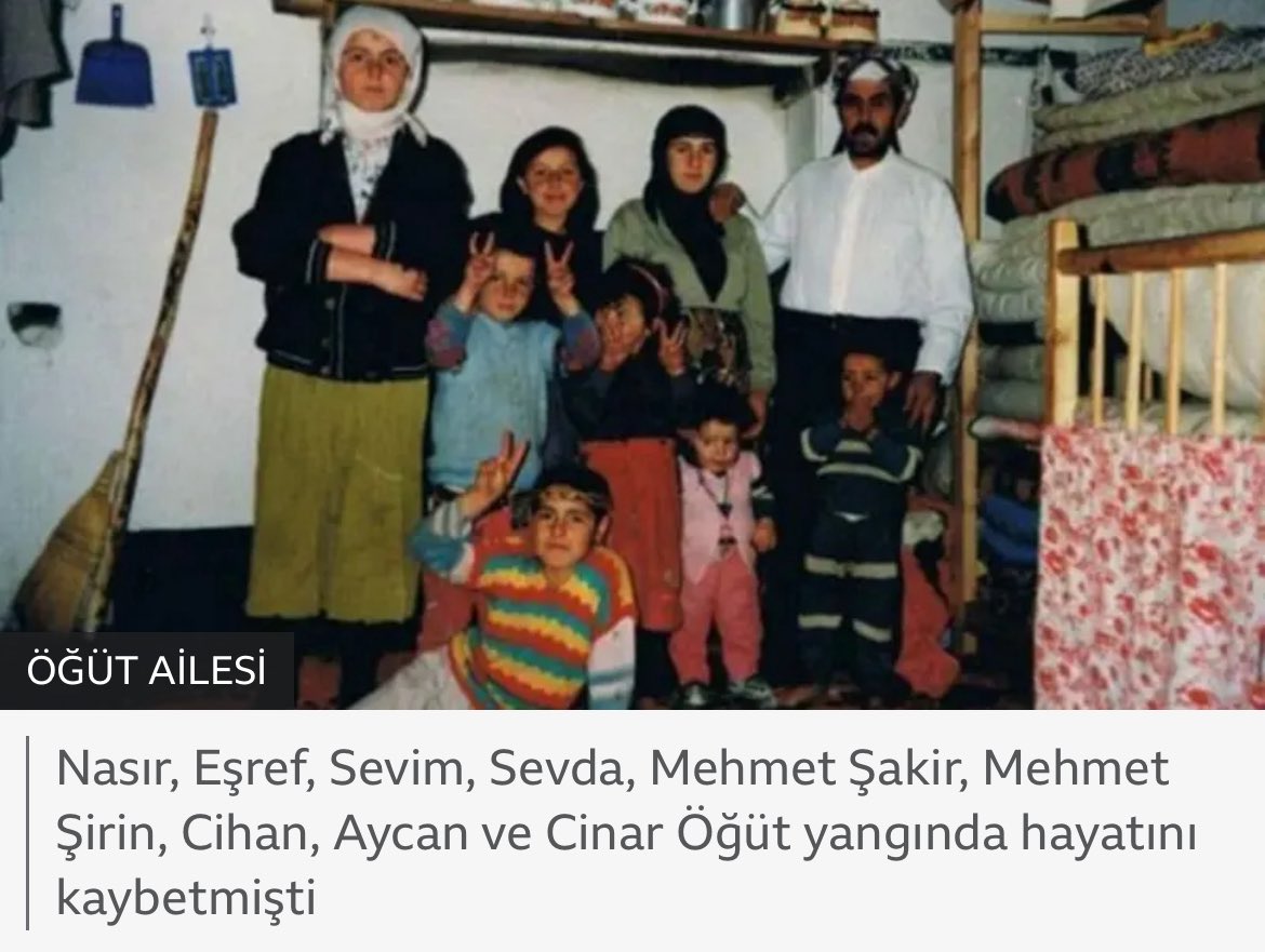 Muş’ta Vartinis vahşetinin yıldönümünde mağdurları, tanıkları ve ailenin hayatta kalan tek çocuğu Aysel Öğüt’le birlikte gözlerimiz yaşlı “Vartinîs” belgeselini izledik. Tekrar yaşadık acıları. Bize unutun diyorlar, sormayın, anmayın, hesap sormayın diyorlar. Biz oldukça bu