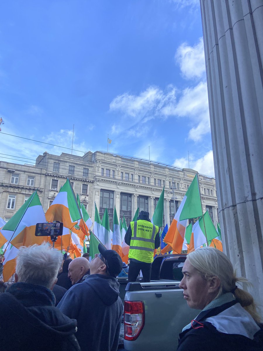 National Protest for Ireland is taking place outside the #GPO in #Dublin.
The anti-government protest is calling for people to spoil their votes in the #presidentialelection.