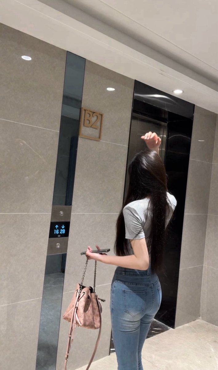 오빠야
우리 같이 올라가요~^^