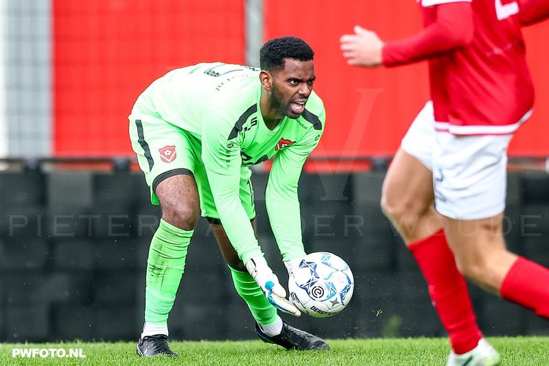 HarkemaseBoys's tweet photo. Einde wedstrijd. Waar we vorige week één punt stalen tegen DVS’33 Ermelo verliezen we nu er twee tegen Sparta Nijkerk na een goed gespeelde wedstrijd.
#harspa 1-1 https://t.co/52YgLMYL4T