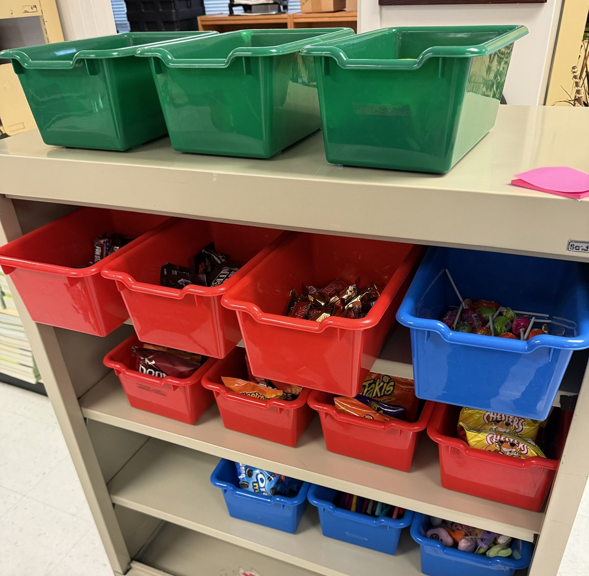 Mrs. Roopnarine tweet media