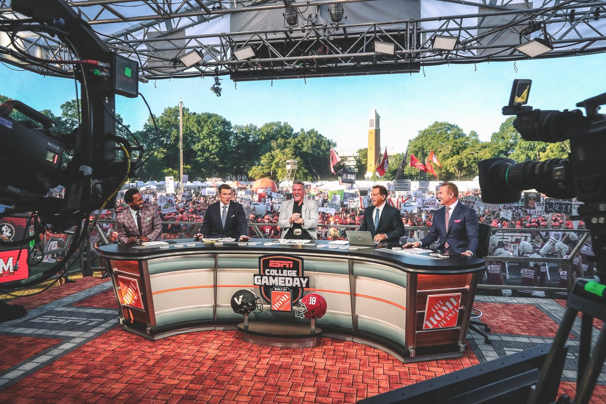 UA_Athletics's tweet photo. GameDay in T-Town!

#RollTide | @AlabamaFTBL https://t.co/bZbergkPY9