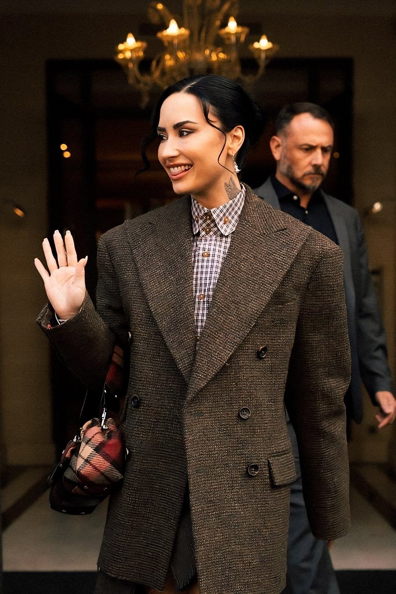 Demi Lovato au défilé Vivienne Westwood de la Paris Fashion Week - 4 oct. 2025