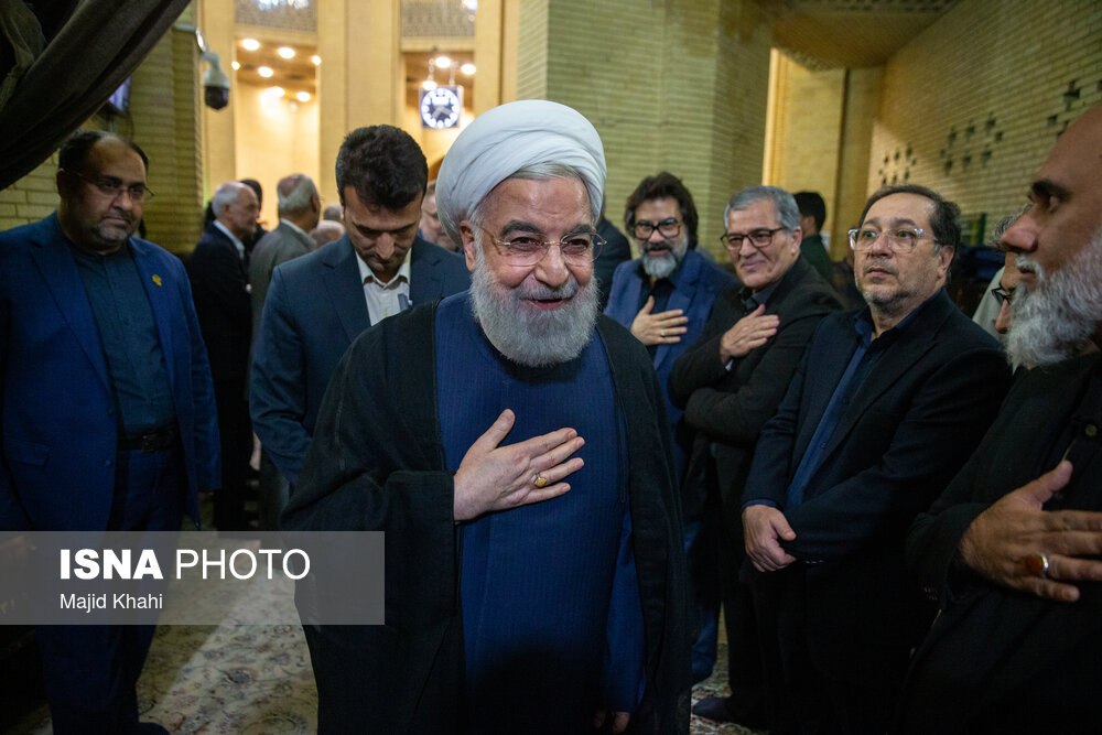 rouhanioffice's tweet photo. حضور دکتر حسن روحانی در مراسم ختم همسر آیت‌الله‌العظمی سیستانی در تهران https://t.co/VbTGAEjk8K