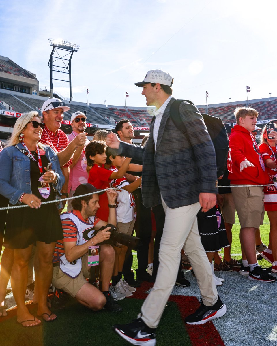 aaronleicht's tweet image. Gunner Stockton, man of the people. #GoDawgs