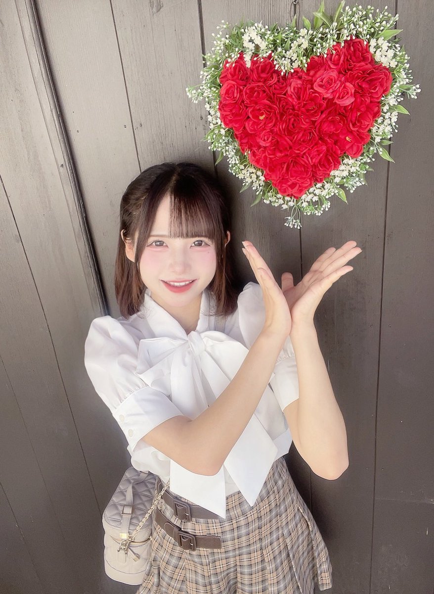 mr_____happy's tweet image. 10月4日が #天使の日 ということで、、、

ほんま尊い。
いま、日本にいないけど…w

素敵な推しちゃんです。

#ダブルヴィー
#にこ
#韓国遠征中←