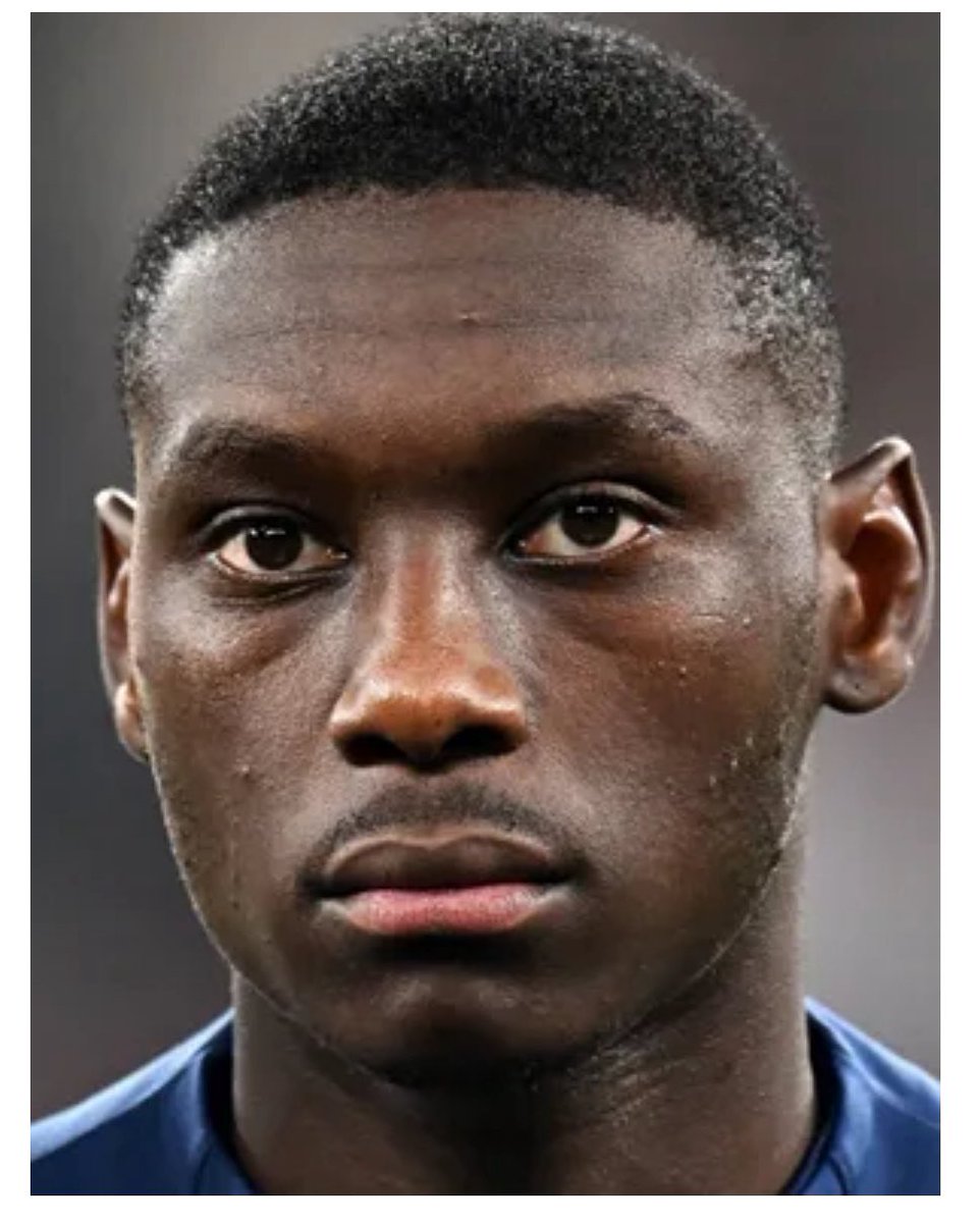 chrisroye's tweet image. There’s a collection for the funeral of Kolo Muani’s leg, the leg been dead for a while now and the other limbs are collecting for its funeral. Please give generously. #TottenhamHotspur #lwos #THFC #spurs