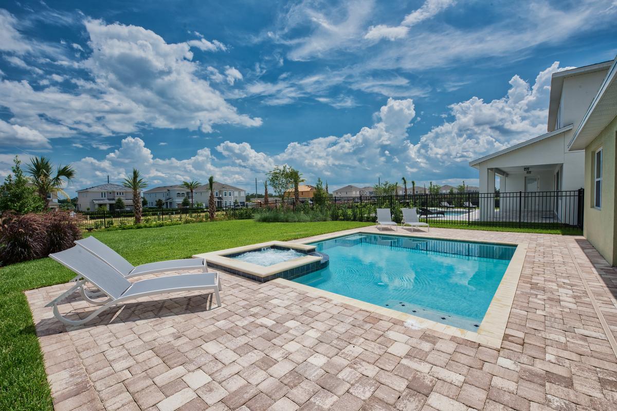 Encore Resort at Reunion tweet media