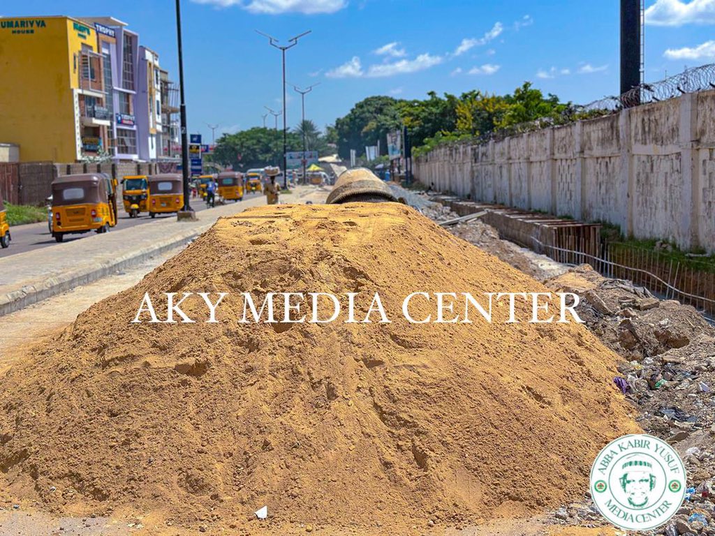 IbrahiemTata's tweet image. The reconstruction of Obasanjo Road-Ibb Way by Gov. Abba K Yusuf’s administration.

#AbbaIsWorking