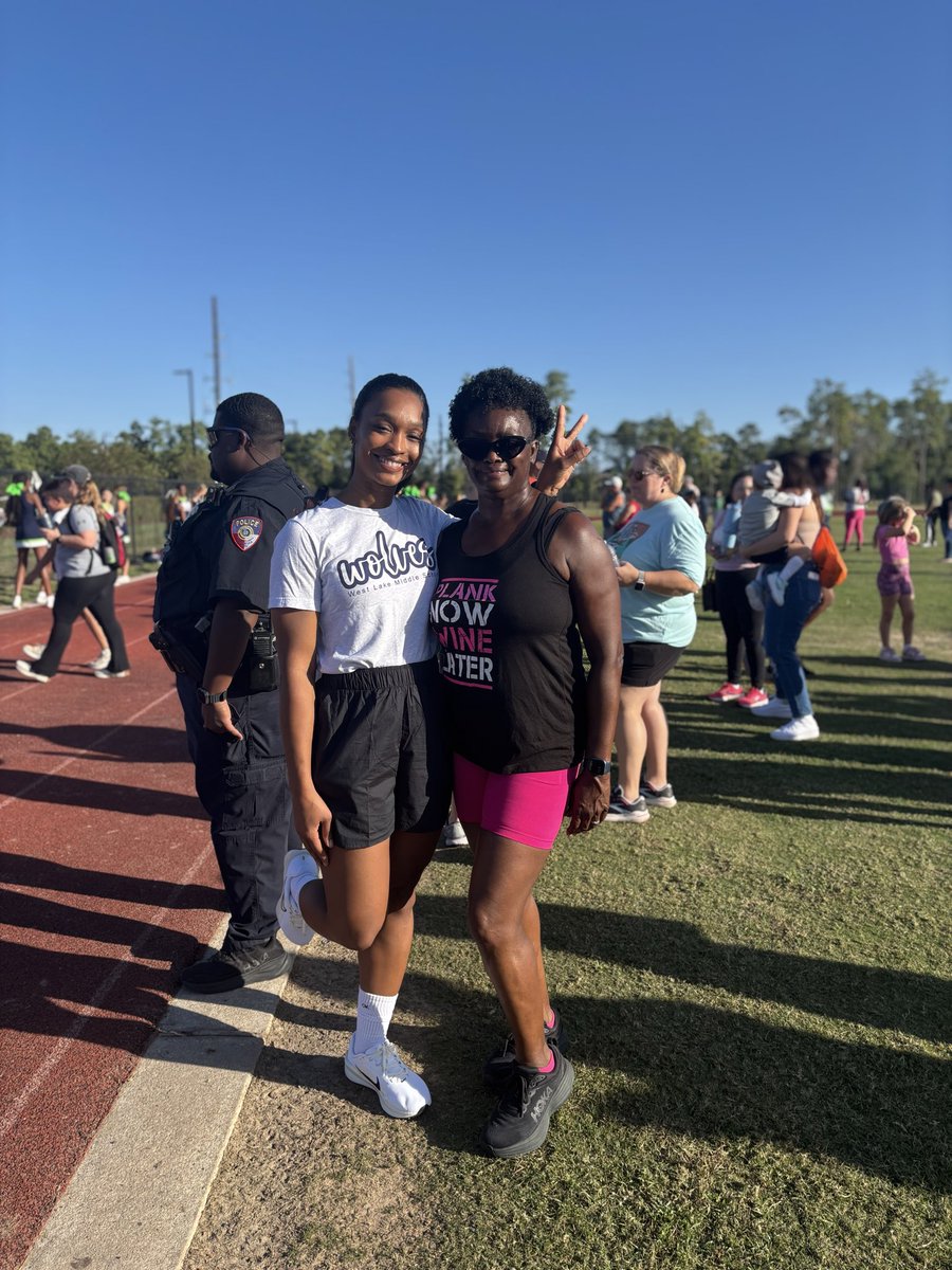 WLMS_AVID's tweet image. Run with the Pack complete! WLMS 5K. 💚🩶💙 @HumbleISD_WLMS