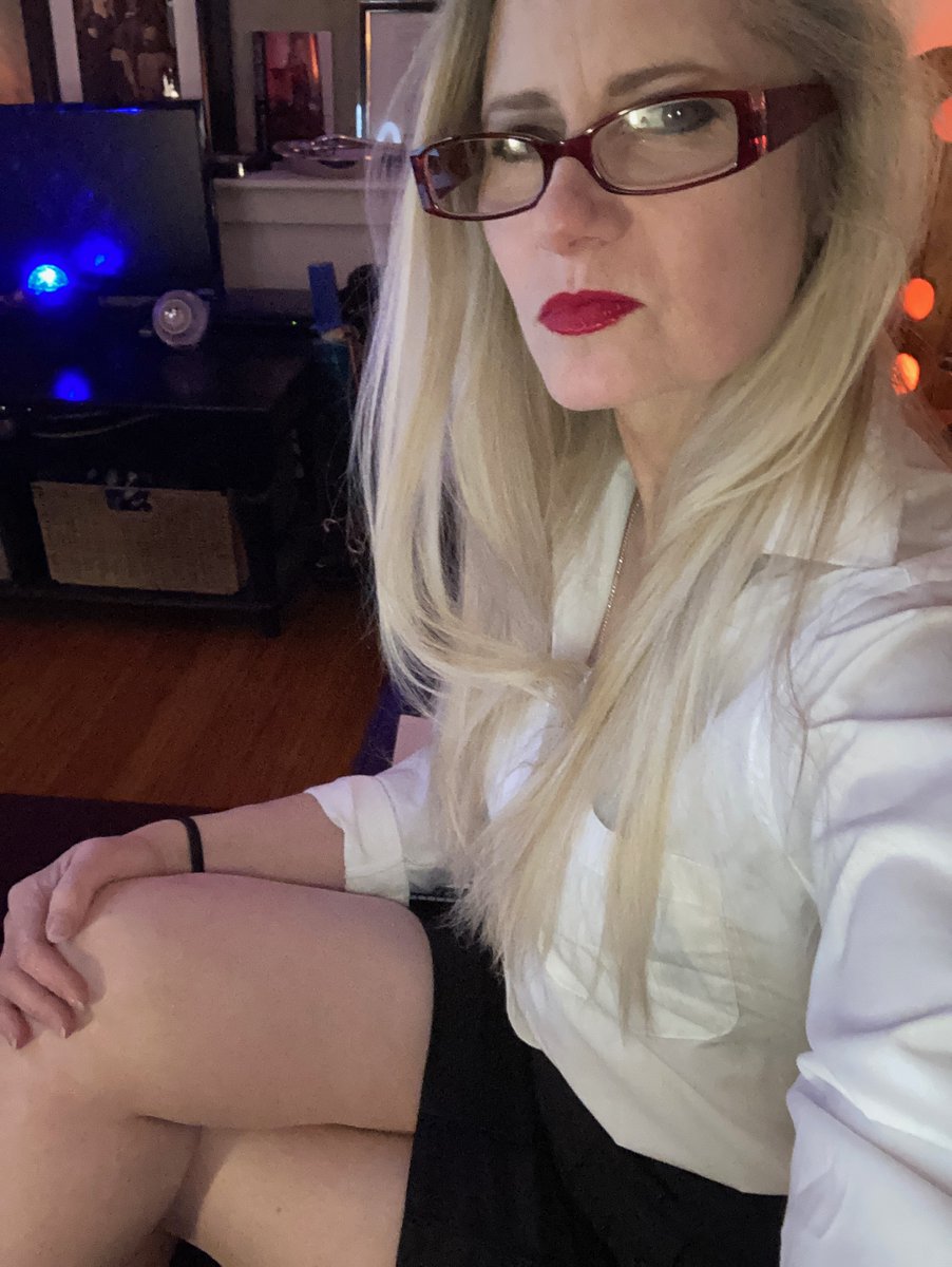 Mistress Tyler tweet media