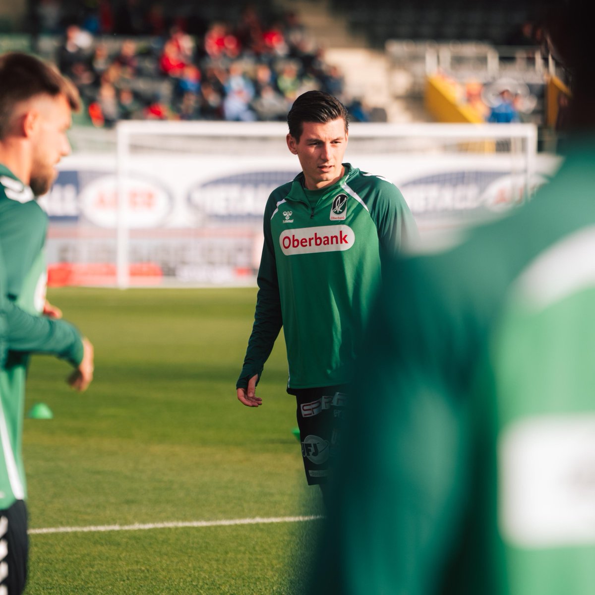 svried1912's tweet photo. Auf geht's schwarz-grรผne Jungs! ๐ค๐
#svried #seit1912 #desismeiverein #svrwsg
๐ธ: SVR / Steininger https://t.co/DU4htNVSJM