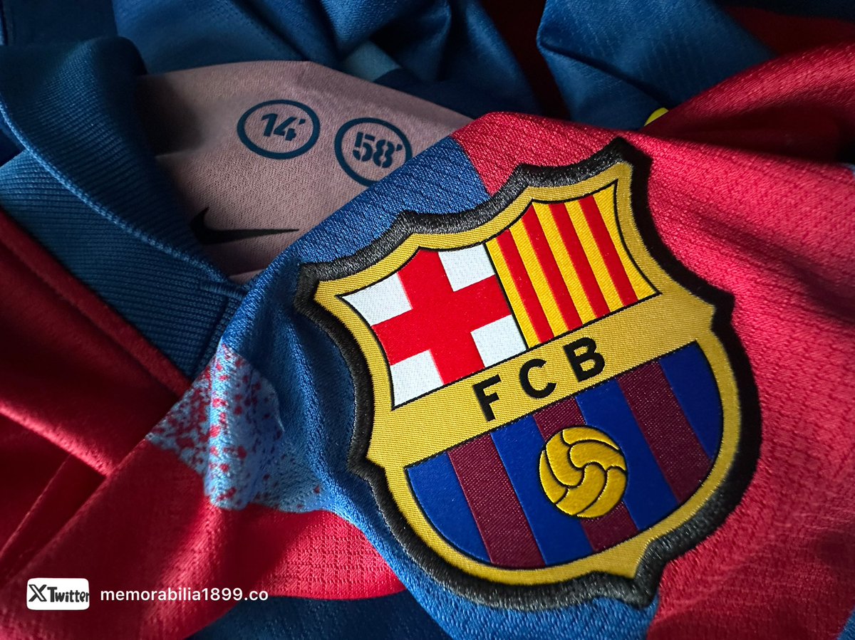 記念グッズ #2 FC Barcelona-Real Madrid Buy F.C. Barcelona 2025/26 Stadium Away Older Kids' Kobe Dri