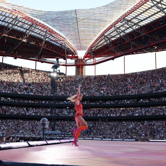 TAYLOR NATION! 🇵🇹

— Portugal foi um dos 11 países em que o ‘The Life of a Showgirl’ ocupou todo o top 12 da tabela do Spotify. [via <a href="/swifferupdates/">Taylor Swift Updates 💎</a>]