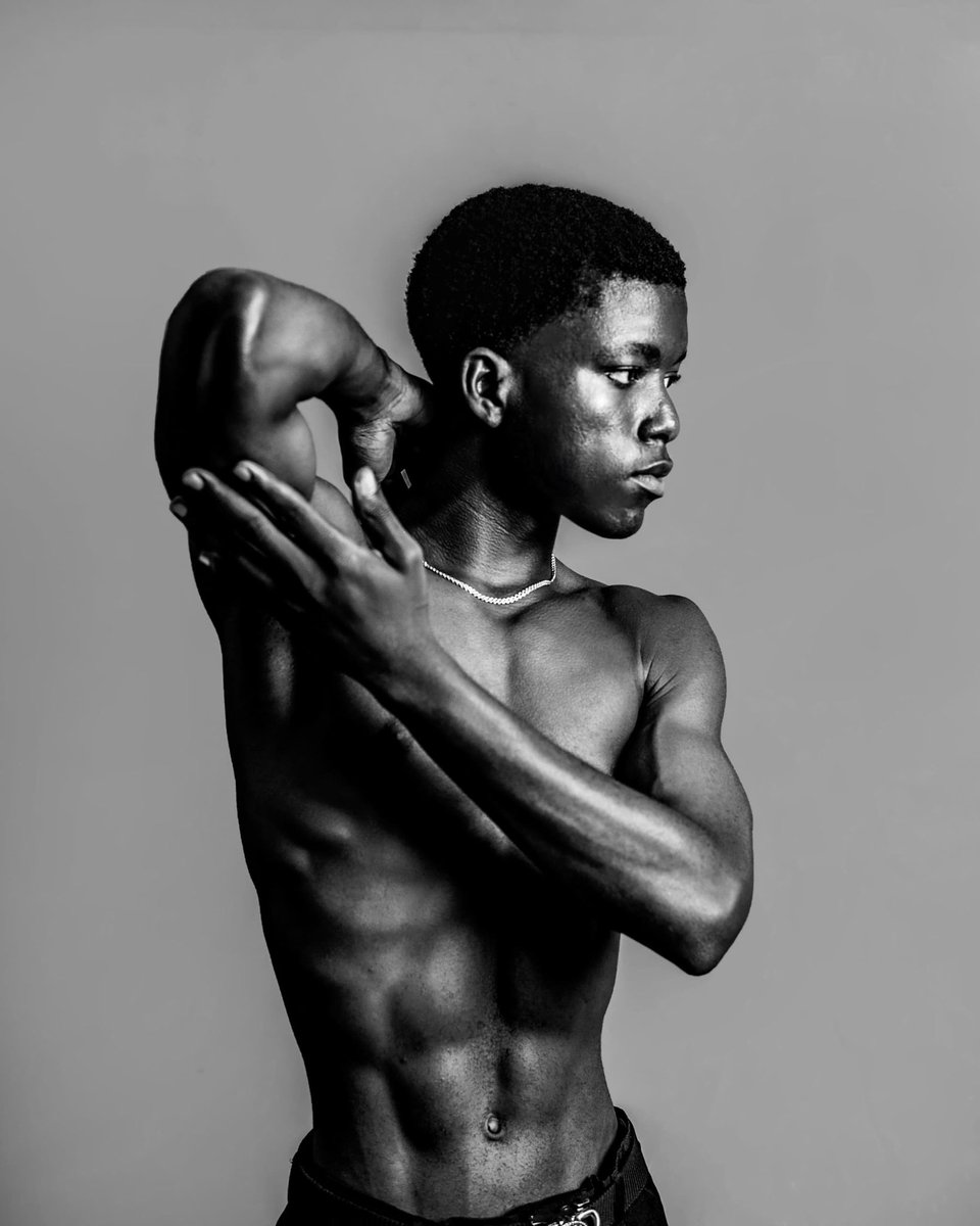 blac__pepper's tweet image. Soulform 🔗 
#modeling 
#art