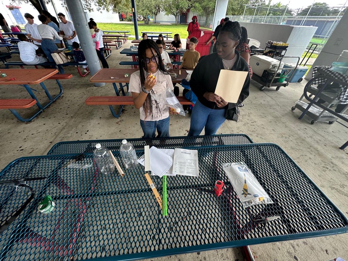 HoraceMannmdcps's tweet photo. Our students- Janiyah Bernadin and Rickisha Gaspard are attending the workshop to prepare for this year’s STEAM SECME Water Bottle Rocket Competition. @KRStokes16 we thank you for all you do! @MDCPSCentral @MsSwainCRO #GameOn #horacemann https://t.co/1QarR7Rphe