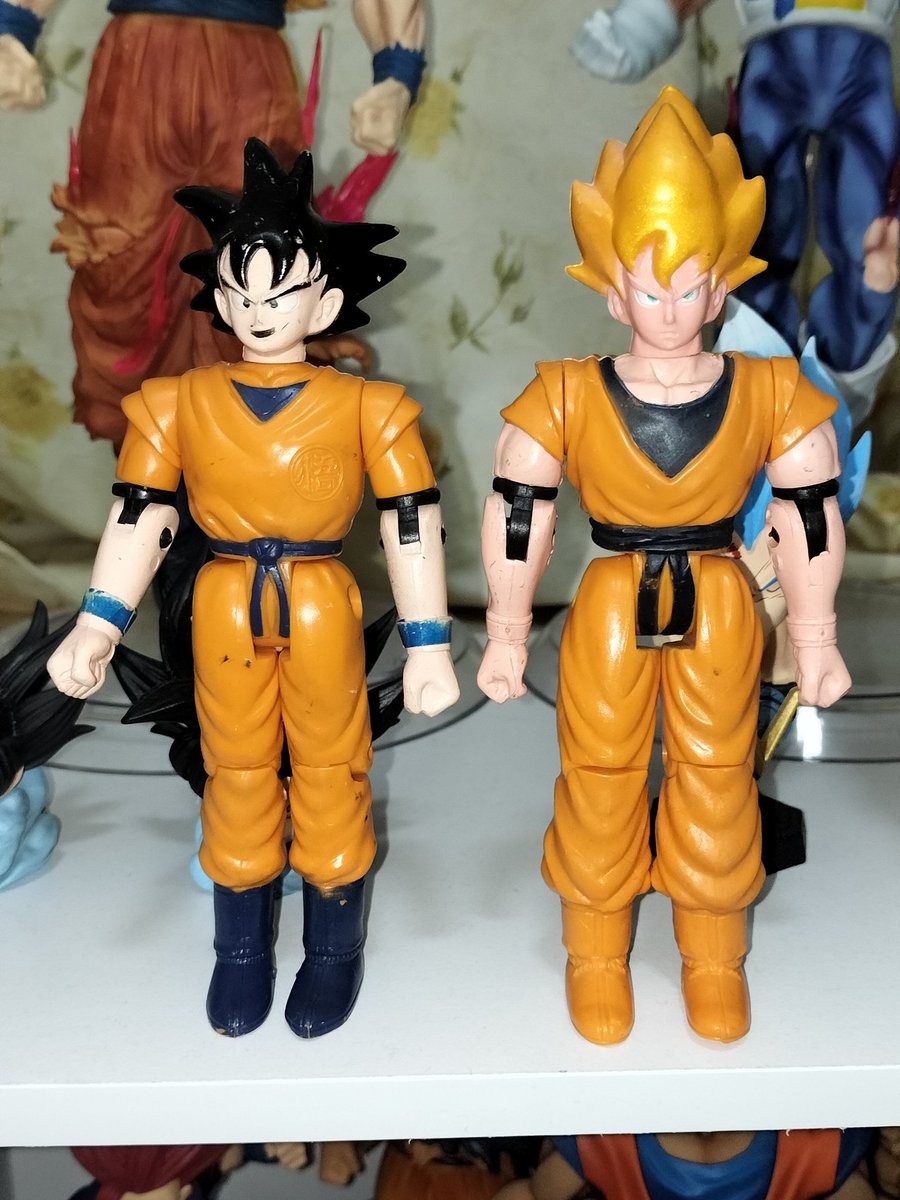 ドラゴンボールＺ　ハードケース＋フィギュア Amazon.co.jp: PRIME1STUDIO ドラゴンボールZ ベジータ 超サイヤ