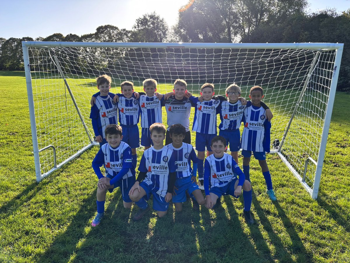 Starting the weekend right: 2-1 win for the U10s 👏🏻 #stedmundsfc