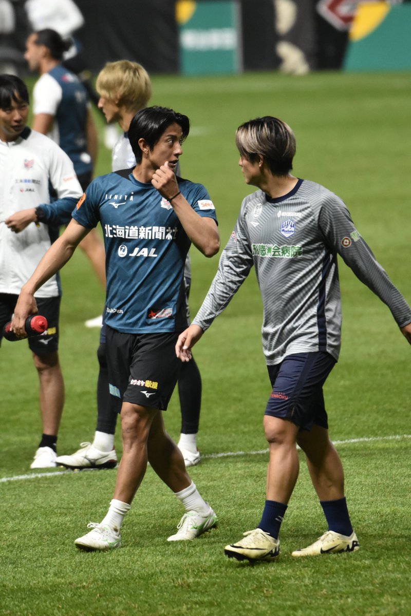 田中兄弟、ついにJリーグのピッチで交流！✨️

2025.10.4
#田中宏武 選手
#consadole 
#北海道コンサドーレ札幌 
#田中渉 選手
#montedio 
#モンテディオ山形