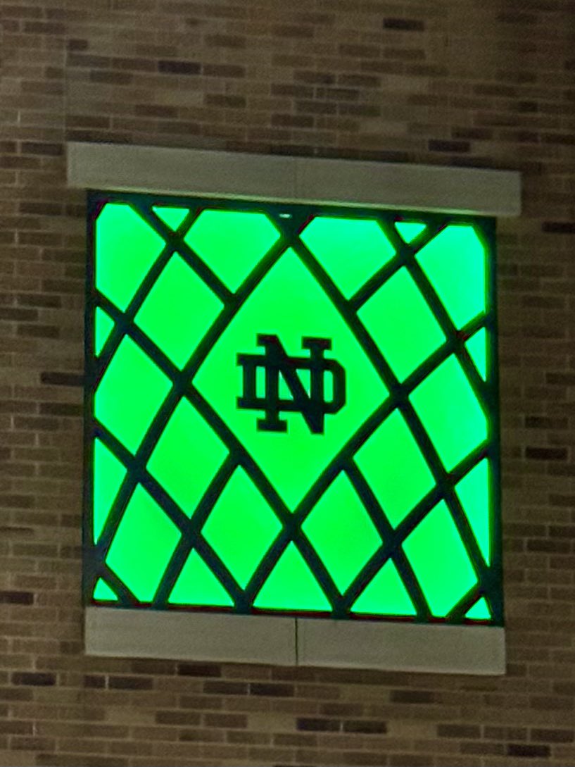 zubygirl100's tweet photo. IRISH WEAR GREEN!!☘️☘️
#GoIrish☘️ #BeatBoiseState https://t.co/UMCFDpczT8