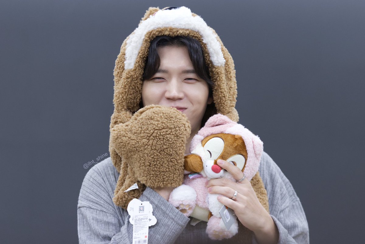 ifnt_shine's tweet image. 250830 남우현 헬로라이브 팬싸

1) 드라마 여주 같았어…
2) ☺️

#남우현 #NAMWOOHYUN
#TreeRing #Only직진
#인피니트 #INFINITE