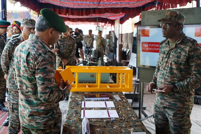 DefenceNewsOfIN's tweet image. 2/2

AVSM, #ArmyCommander, emphasized the need to continually innovate and develop indigenous solutions to address contemporary and future battlefield challenges.

@adgpi