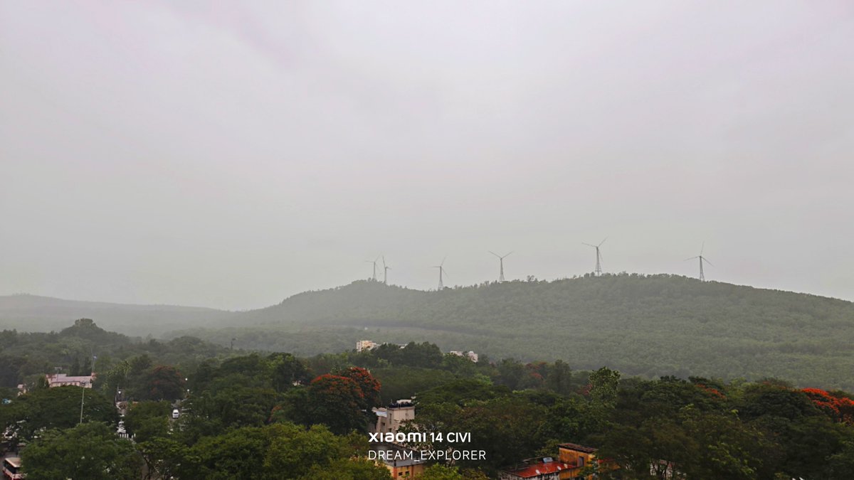 dream_explore13's tweet image. Where the mountains touch the clouds.

#MyTravelPhotography #MyViewRightNow
#DreamShots #XiaomiPhotography #ShotonSnapdragon