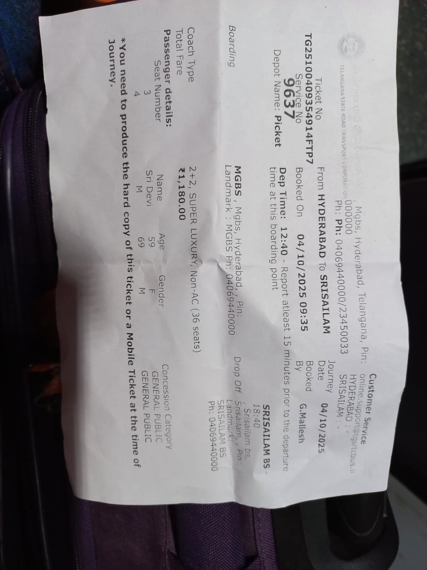 harishkoushal's tweet photo. @TGSRTCHQ Bus from Hyderabad to srisailam bus broke down midway. Senior citizens waiting for help. Please address this issue. 
Contact mobile 9440401916. 
Name: sankara rao
#tgsrtc #busbrokedown #urgent
#help https://t.co/22XvdrSdJi