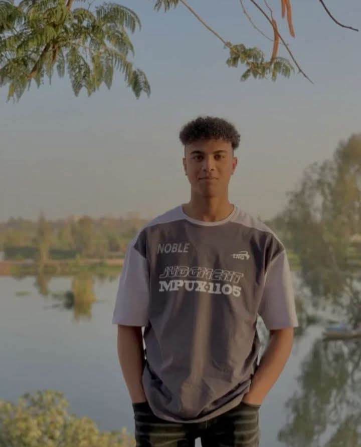 مش مصدق والله  بس انت ف مكان احسن دلوقتي، 
لا حول ولا قوة الا بالله 
ان لله وان اليه راجعون، ربنا يرحمك ويغفر لك ويسكنك فسيح جناته في الجنه ونعيمها ان شاءالله ياحبيبي