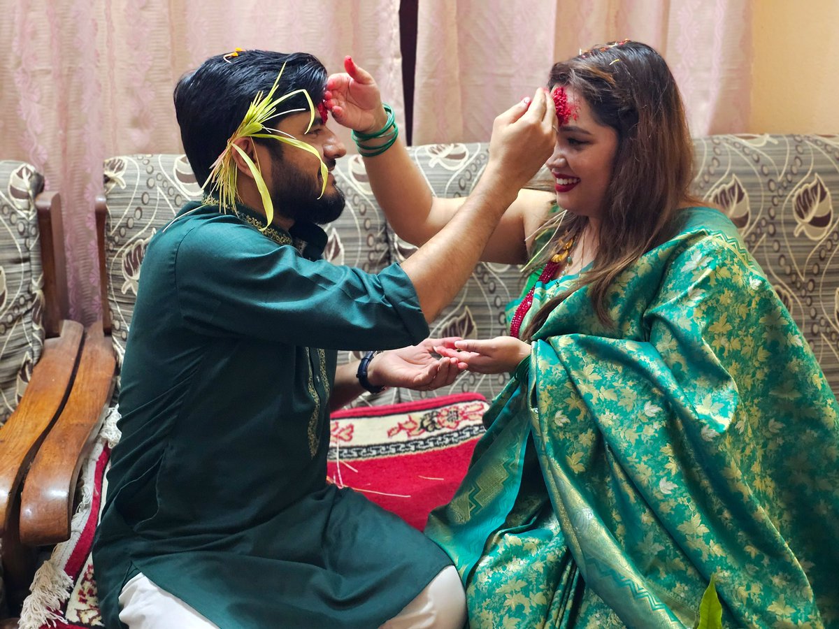 SangharshaPanta's tweet photo. Fulfilled the urge to bless each other in Dashain … and obviously the twinning urge also 😂 ..
Happy Dashain 🙏 💚
#OurFirstDashain #Dashain https://t.co/9LI0MG00T5